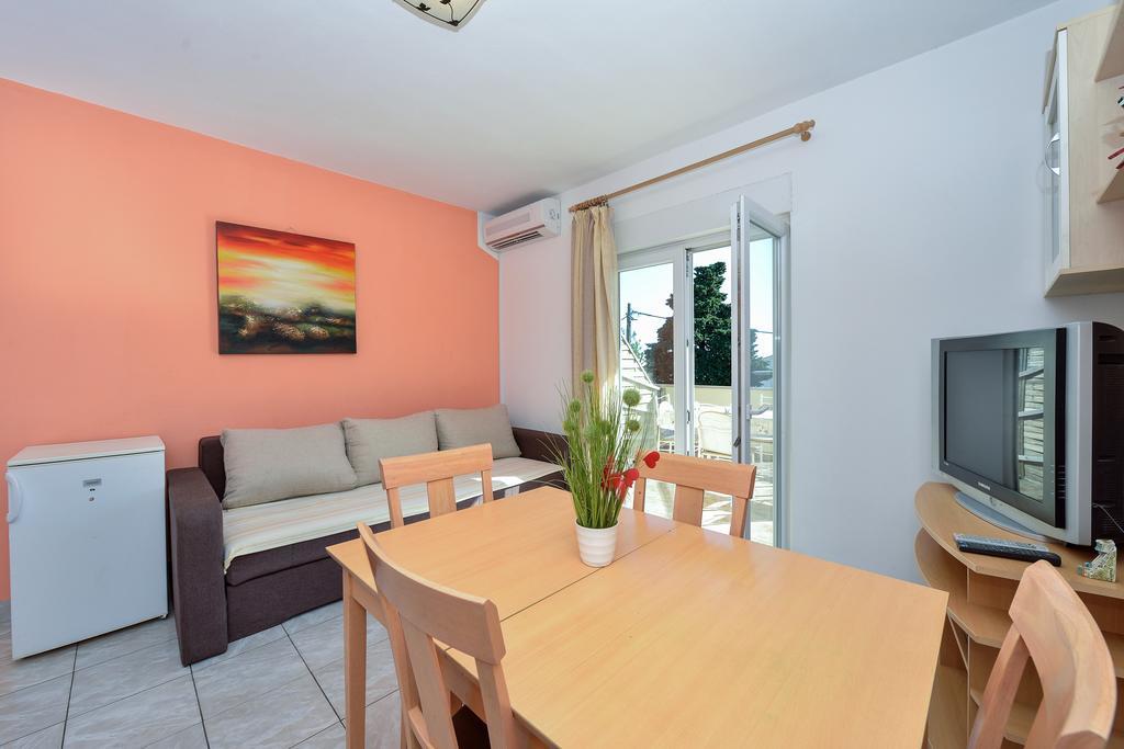 ביבינייה Apartments Duje מראה חיצוני תמונה
